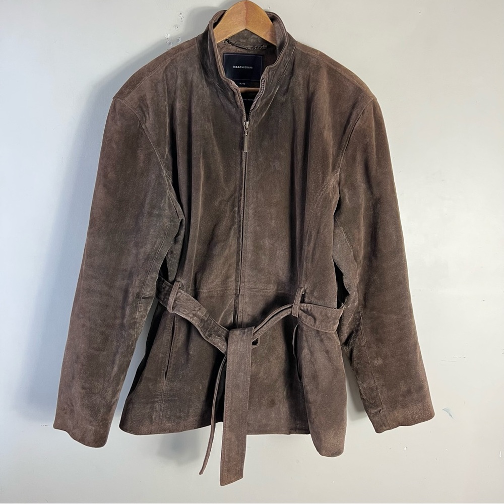 Trendy and flattering Isaac Mizrahi Chocolate Brown Suede Jacket
